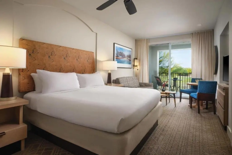 Standard room with balcony