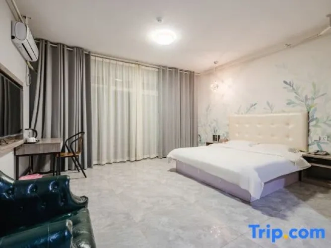 Standard Double room with view