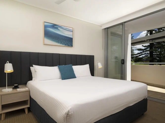 1 Bedroom Apartment with balcony and with ocean view