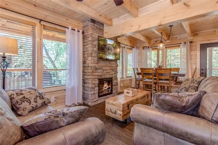 Pure Indulgence - Two Bedroom Cabin