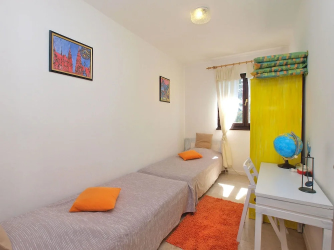 Apartment 1334
