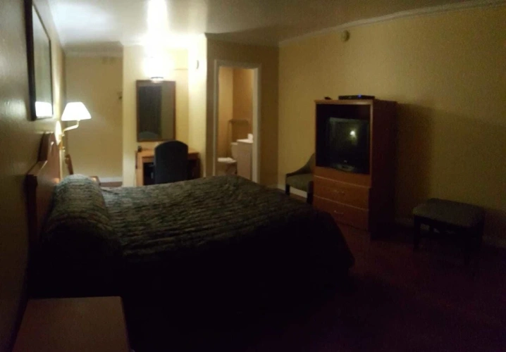 Economy Double room with city view