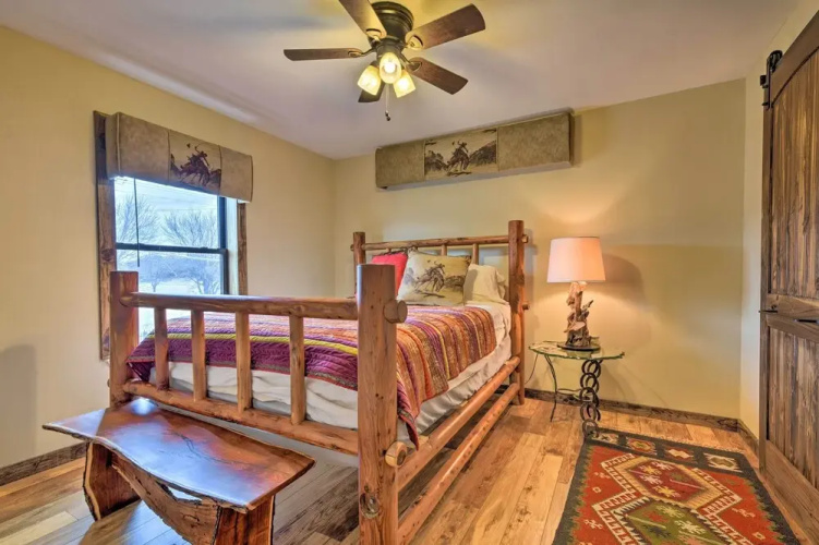 Fort Worth Apt < 5 Mi to Downtown!