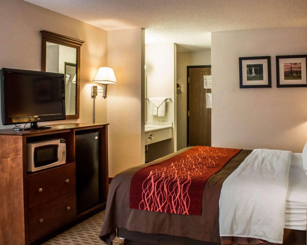 Quality Inn East Liverpool - Calcutta