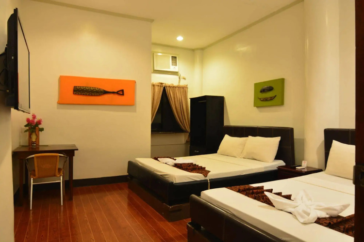 Kawayanan Heights Inn