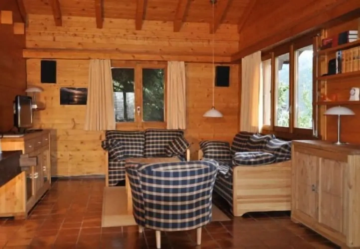 4 Bedrooms Chalet