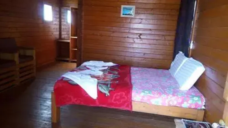 Leo wodden Resort
