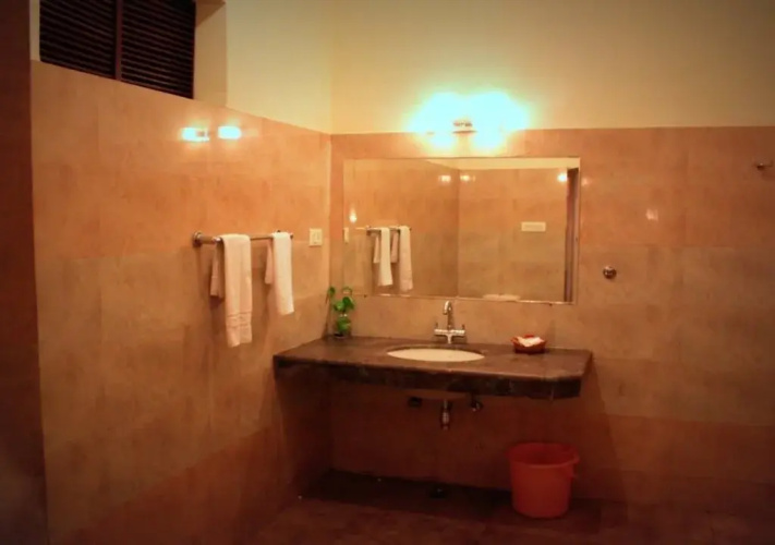 Hotel Harsh Ananda