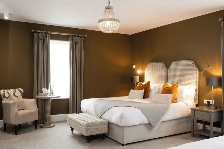 Superior room