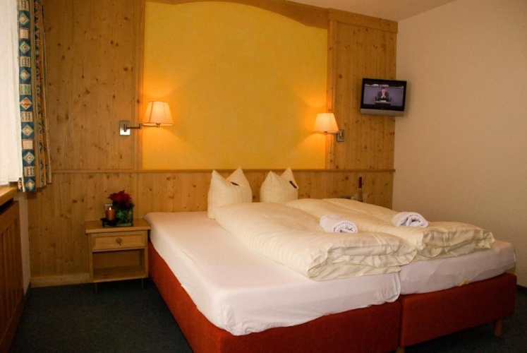 Standard Double room with mountain view