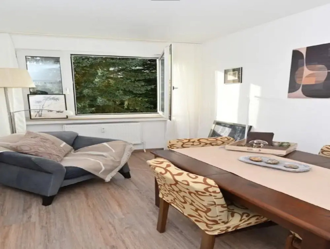 Tasteful Apartment With Balcony