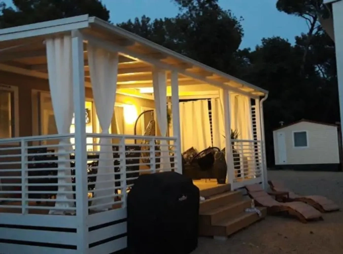 2 Bedrooms Cottage