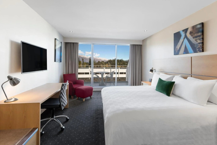 Crowne Plaza Hotel Queenstown by IHG