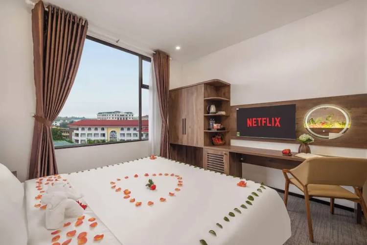 Kly Luxury Hotel