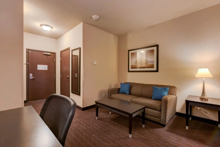 Comfort Inn & Suites