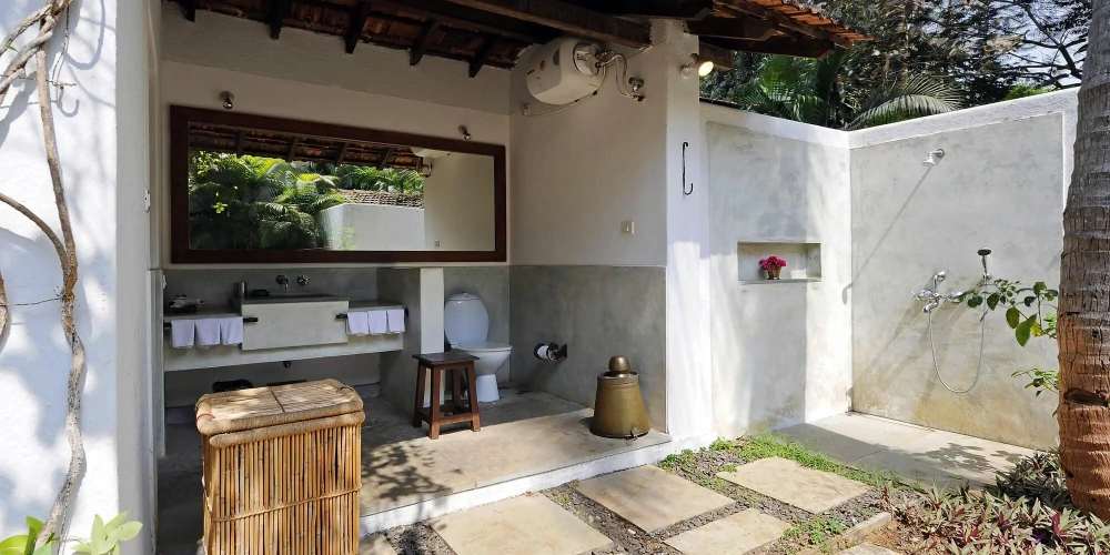 2 Bedrooms Villa