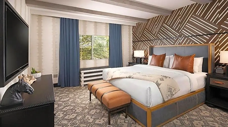 Deluxe Double Suite