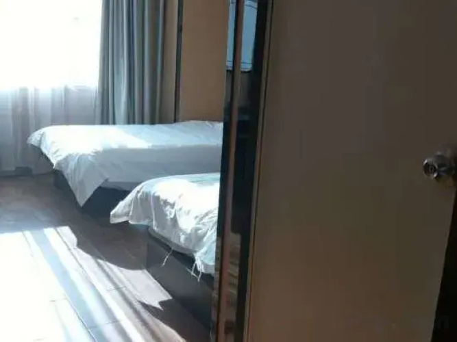 9 Days Business Hotel