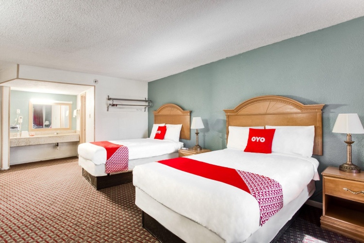 Standard Sextuple room
