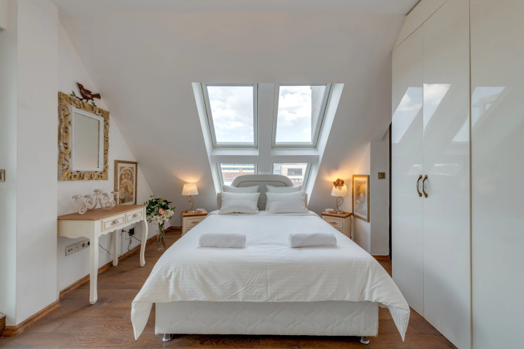 Luxury and Sunny Studio With a View in TOP Centre
