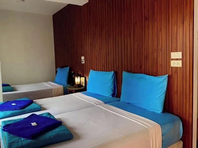 Standard Triple room with balcony