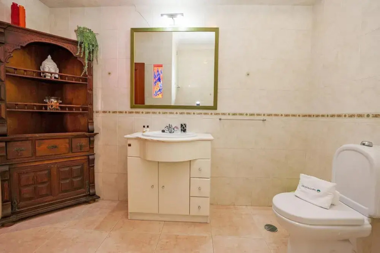 C25 - Town Center Apartment in Lagos