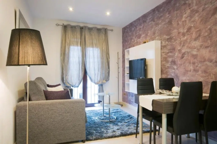 1 Bedroom Apartment