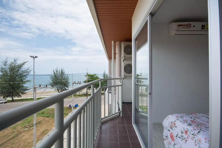Grand Beach Condo B404 by Malai
