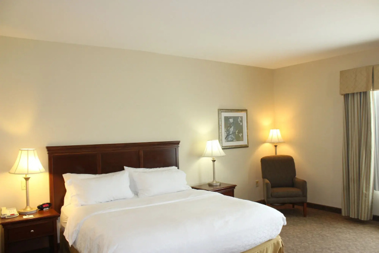 Holiday Inn Express & Suites Dallas Southwest-Cedar Hill by IHG
