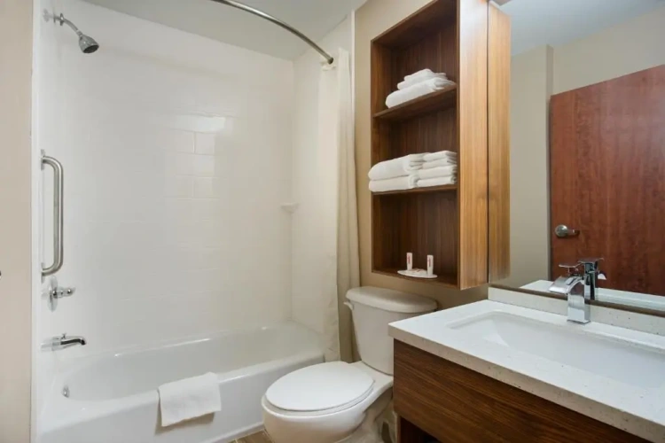 Deluxe Double Suite