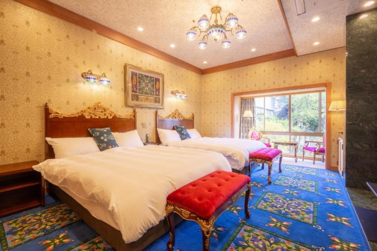 Superior Quadruple room