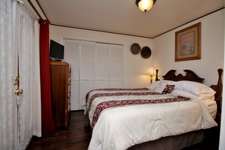 Standard Double room with view