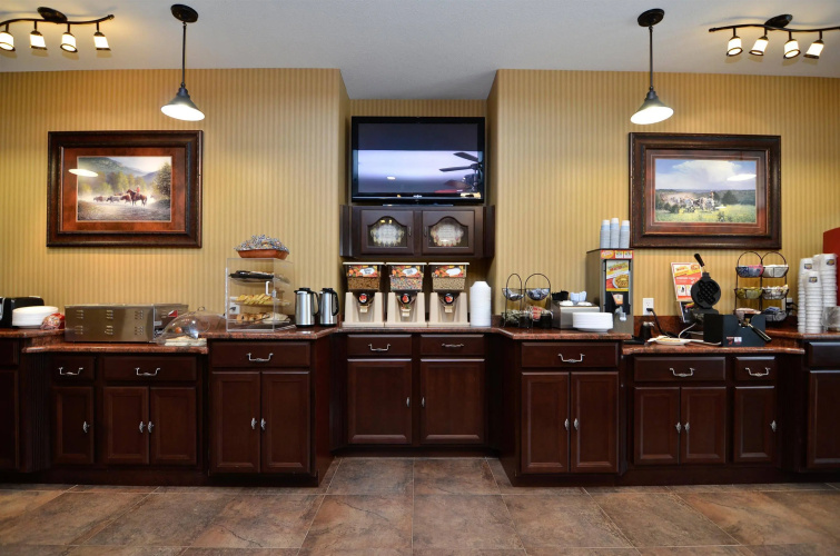 Blanco Luxury Inn & Suites photo 24