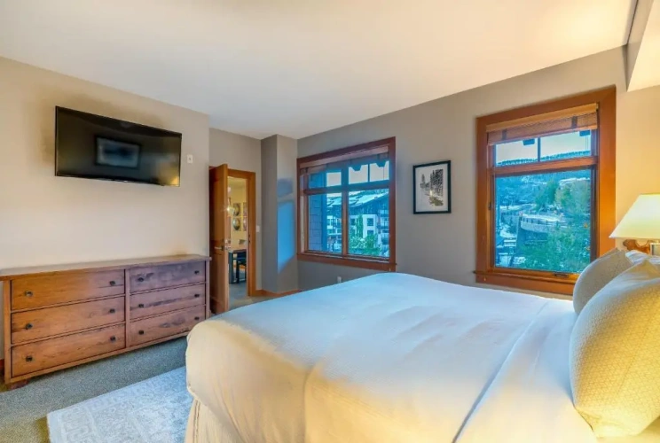 2 Bedrooms Apartment