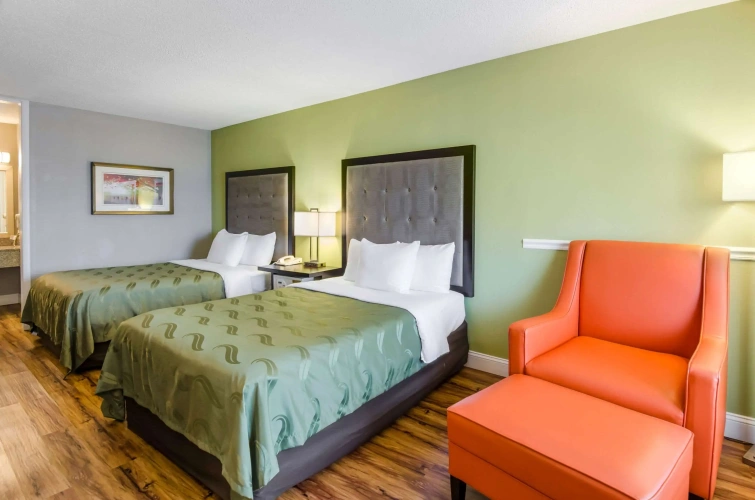 Standard Quadruple room