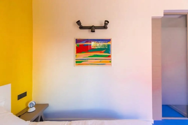 Amana in Naples With 1 Bedrooms and 1 Bathrooms