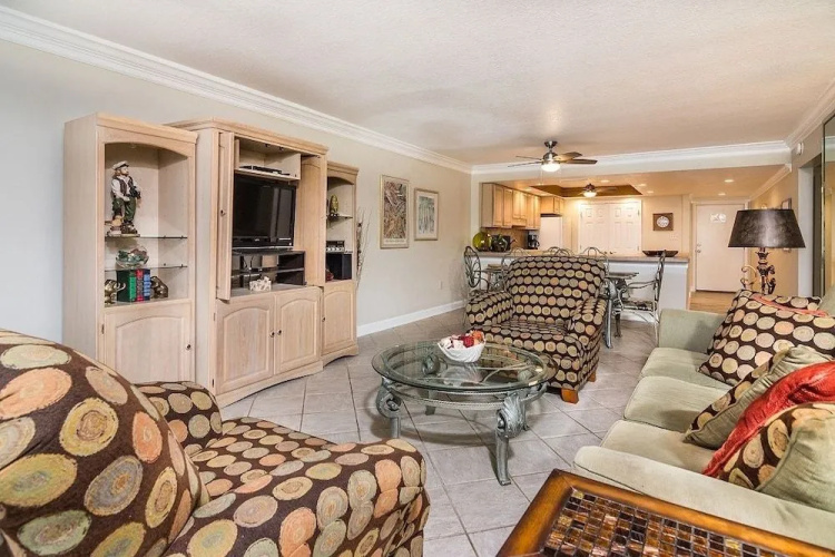 Shoreline 2084 Condo by RedAwning