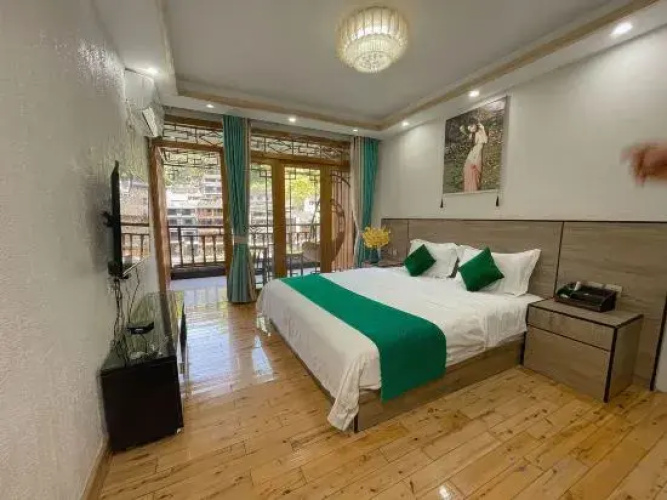 Fuyuan Riverview Homestay