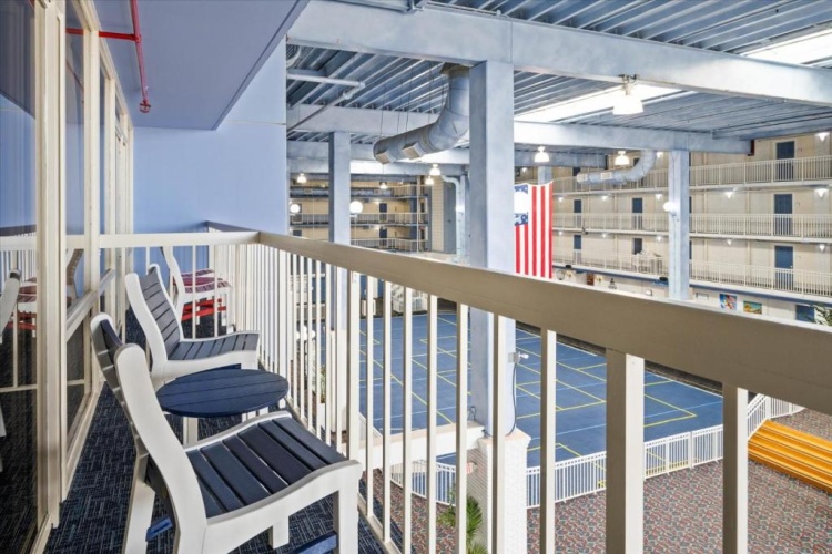 Atrium view room