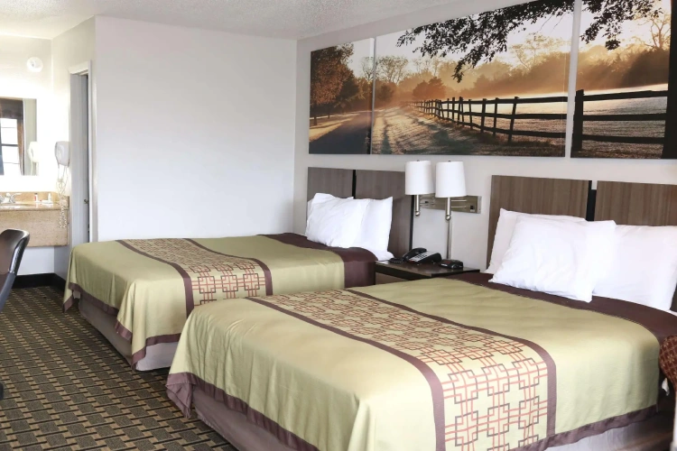 Standard Quadruple room