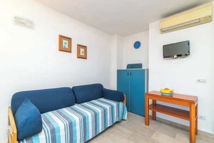 1 Bedroom Family Apartment