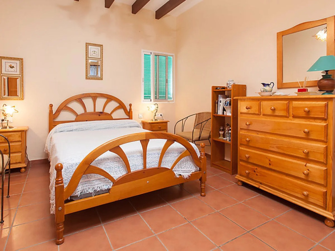 Villa Laura 33244