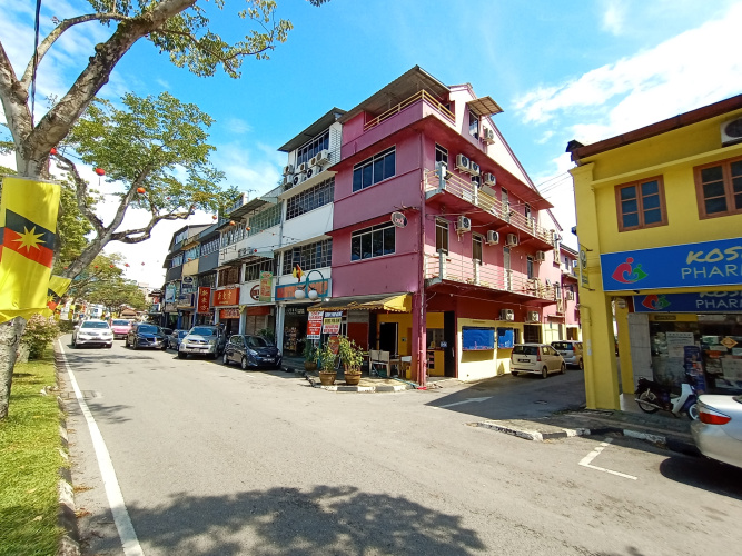 SPOT ON 90119 Bed's Guesthouse