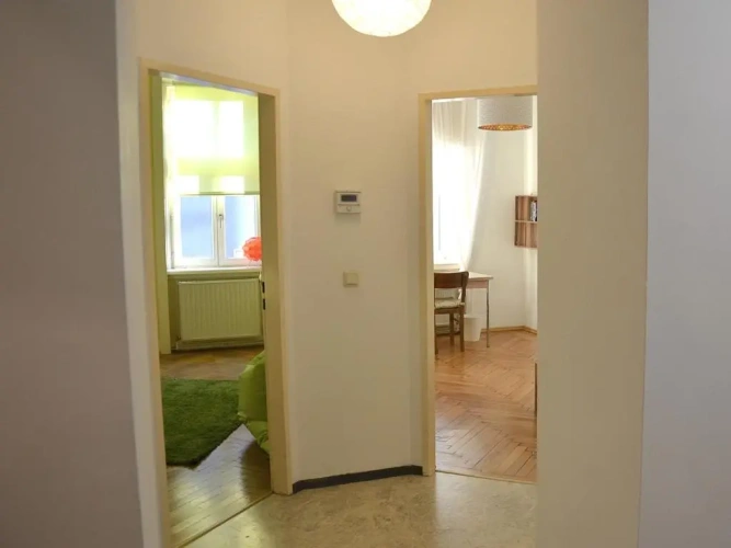 3 Bedrooms Apartment