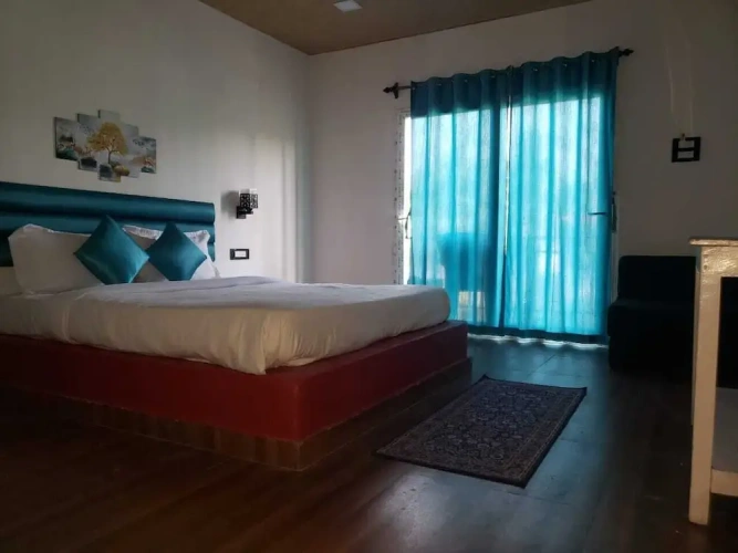 Deluxe room with balcony