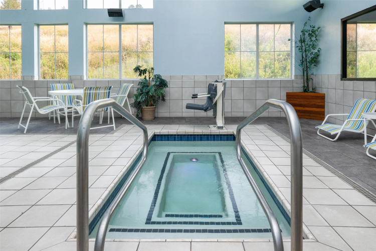 Best Western Plus Grant Creek Inn photo 9