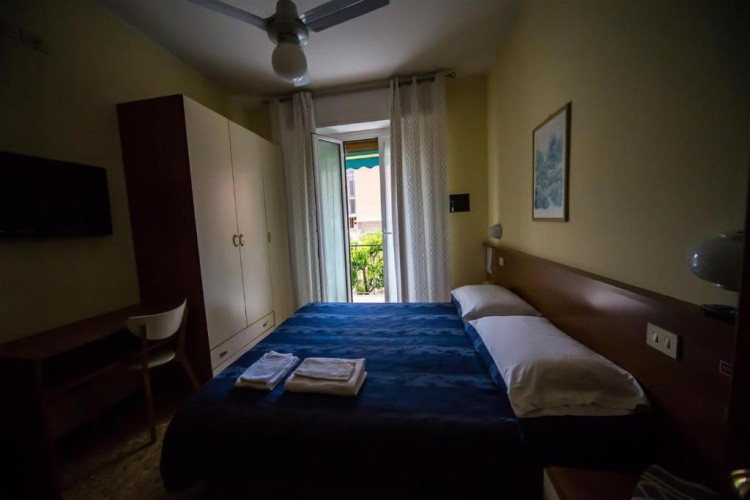 Standard Quadruple room with balcony