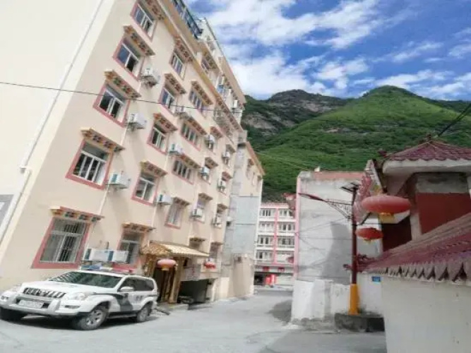 Jinlong Hotel Heishui