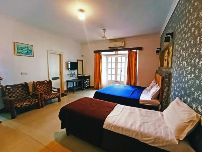 STAYMAKER 7th Heaven Holiday Resort