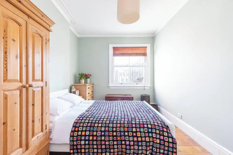Spacious Central Hove Beach Flat
